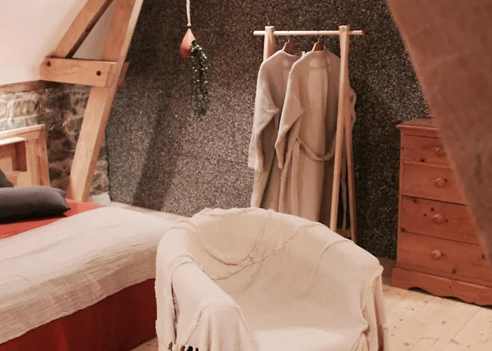 Duplex Acces Jacuzzi Illimite M *